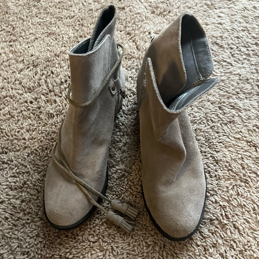 Sorel boots 9